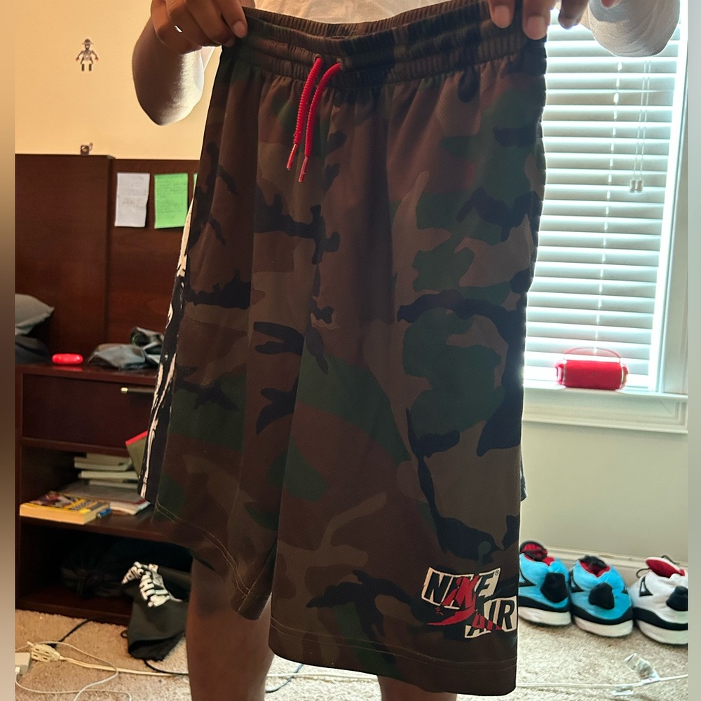 Jordan Nike Shorts large